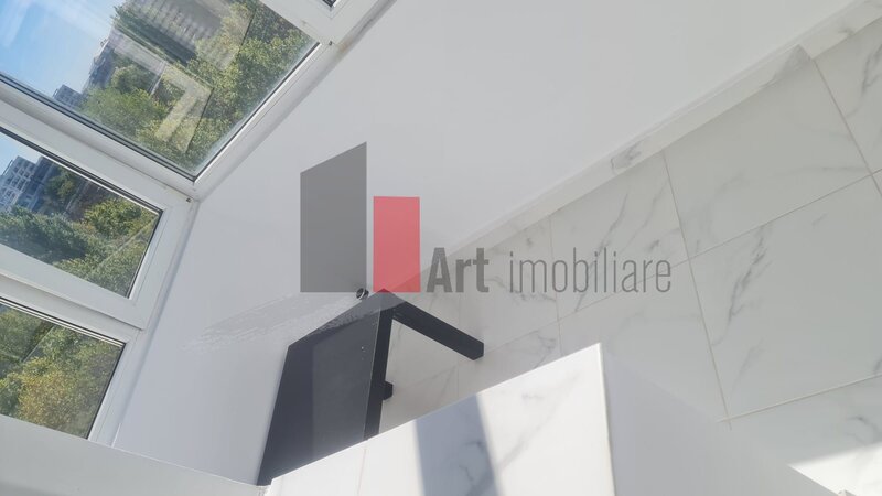 1 Decembrie 1918- Titan- Theodor Pallady Apartament cu 2 camere de vanzare